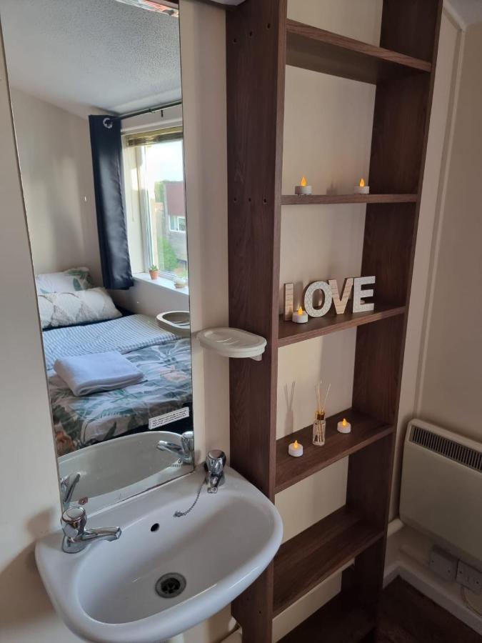 Private Rooms Bath Bagian luar foto