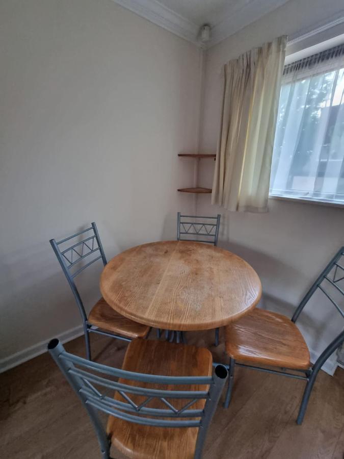 Private Rooms Bath Bagian luar foto