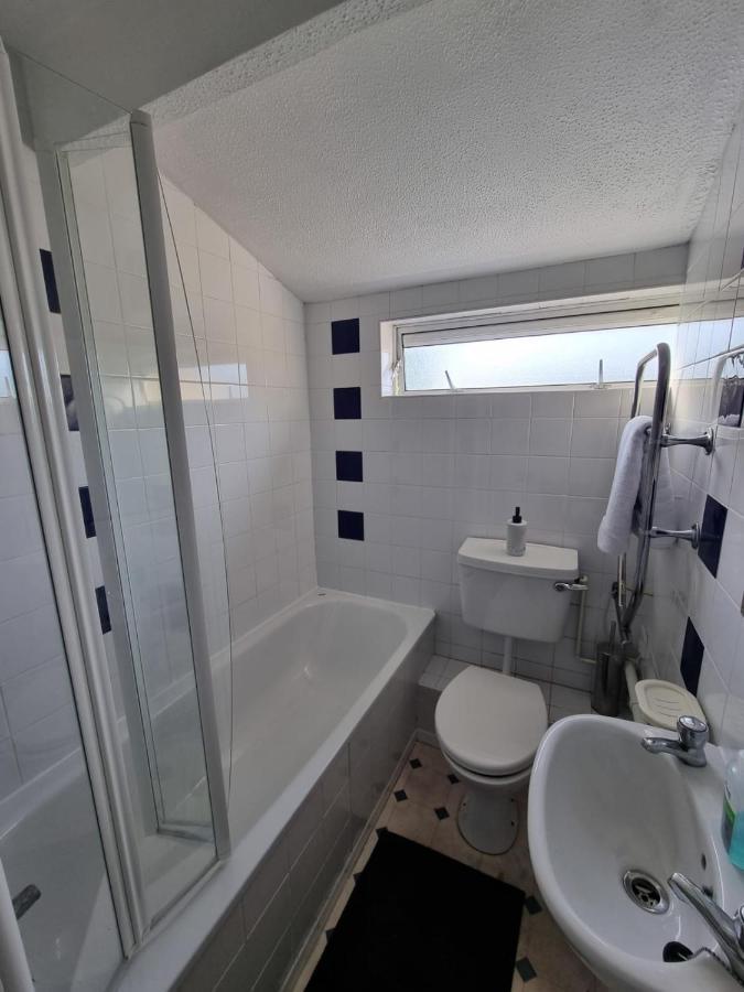 Private Rooms Bath Bagian luar foto